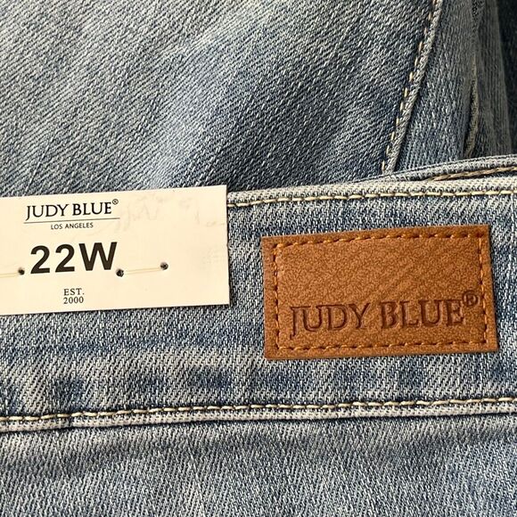 NWT JUDY BLUE Jeans Size 22 W Button Fly High Waist Raw Hem Skinny Light Wash - Picture 8 of 12